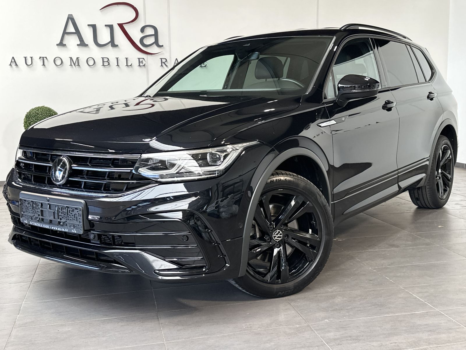 Volkswagen Tiguan Allspace Allspace 2.0 TSI R-Line 4M / 140 kW