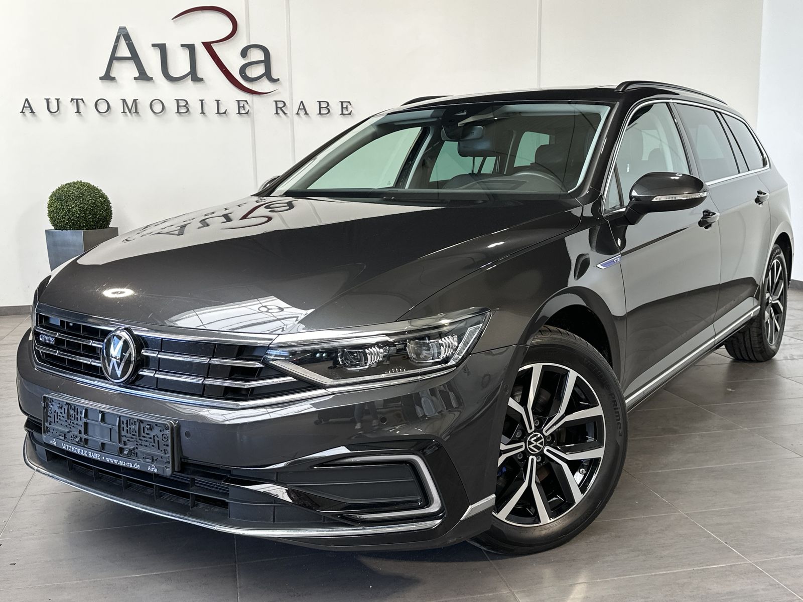 Volkswagen Passat Variant GTE / 160 kW