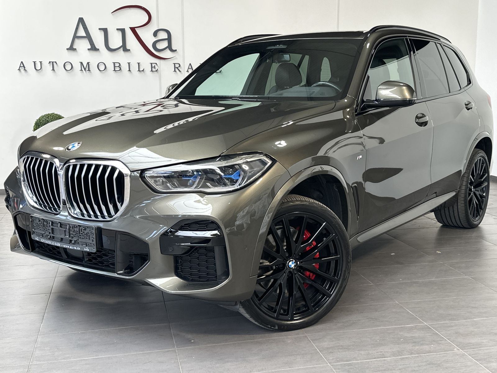BMW X5 xDrive30d M-Sport / 210 kW / 